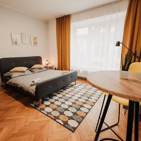 Appartement Elegant Studio, 400m From The Square Plzeň